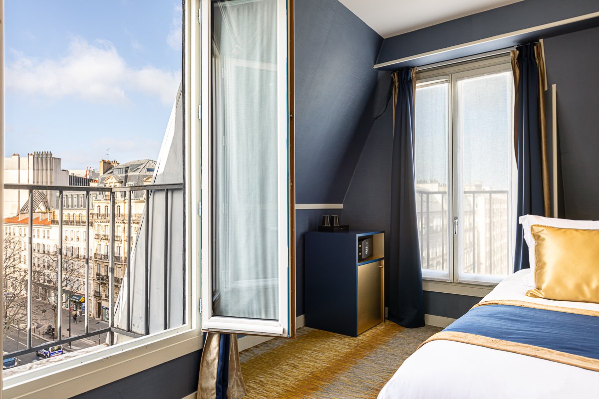 LE TRIANON GARE DE LYON - PARIS,
