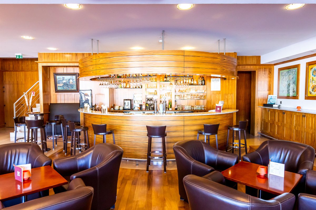 Hôtel Le Grand Pavois Normandie *** | Hotel by the sea ...