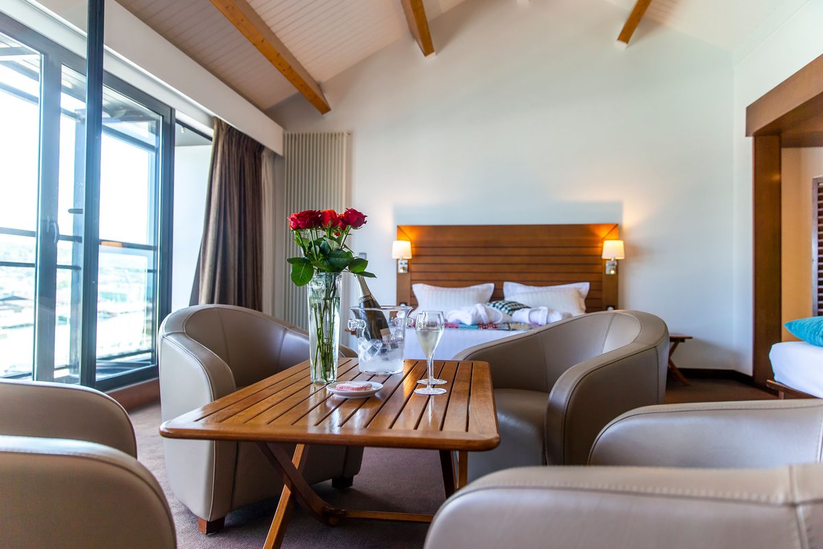 Hôtel Le Grand Pavois 3*