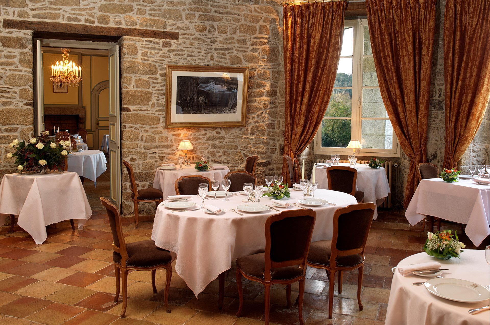 La Roquebrunoise Restaurant Vue Mer Et Château