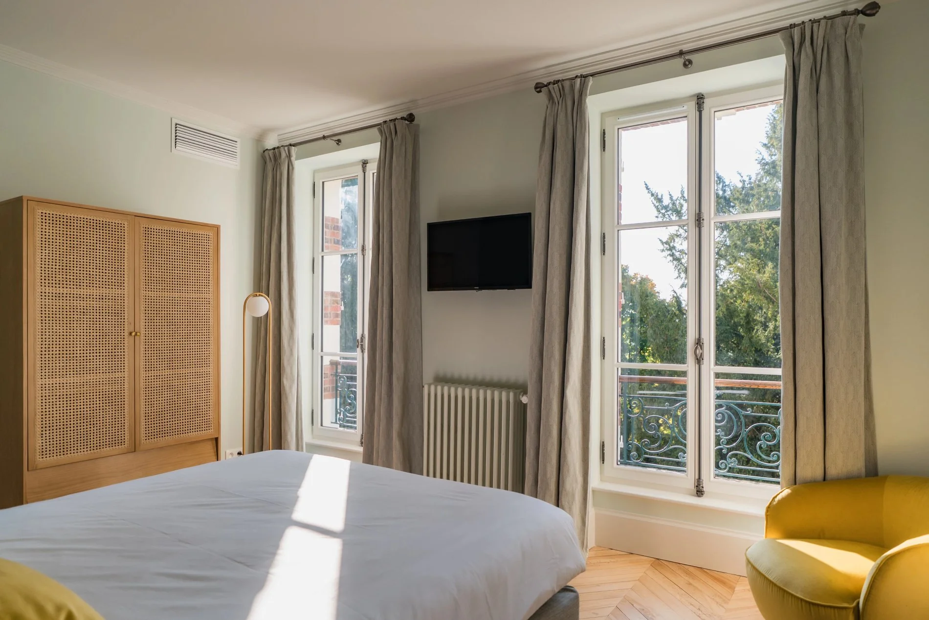 000e7964-3f34-4383-b519-dcc0e247e61d