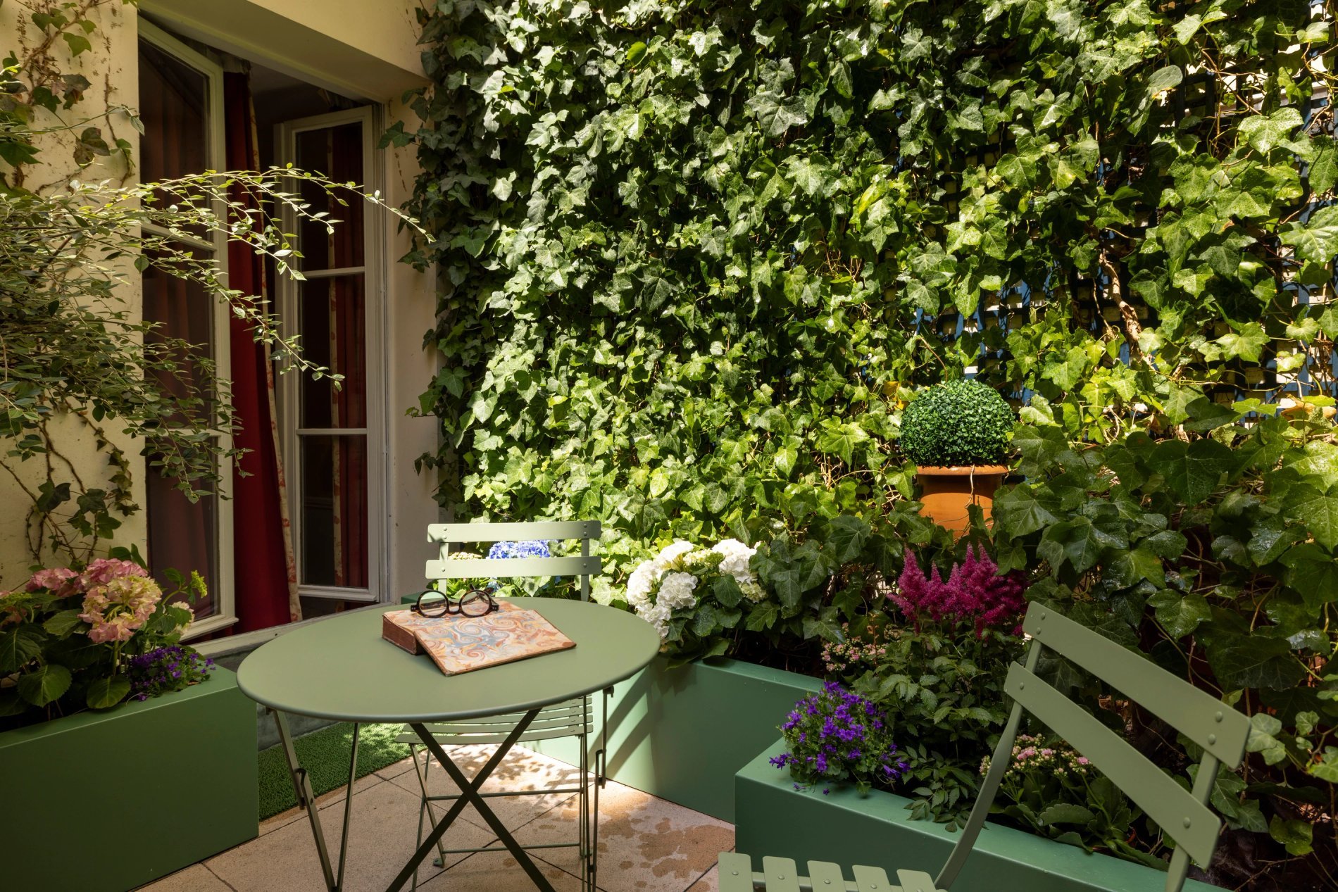 Hôtel Le Saint-Grégoire Superior Room Terrace