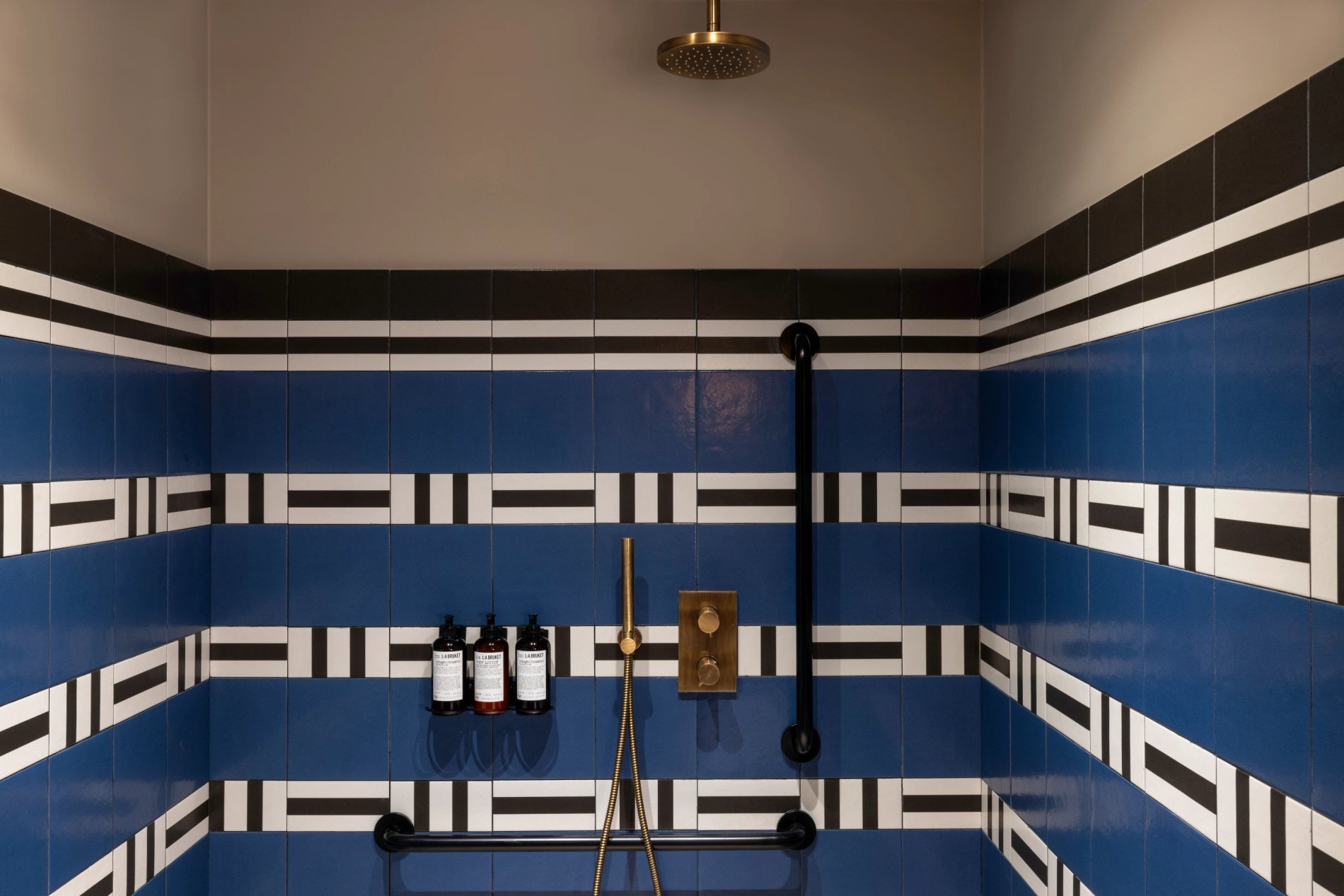 Hotel Pilgrim Spa Shower