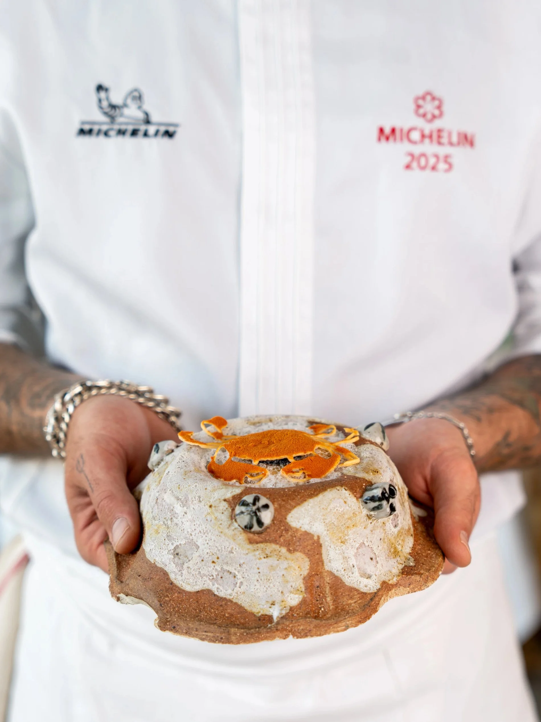 01ec7c44-8e22-4b96-992a-f6eb13048d5c