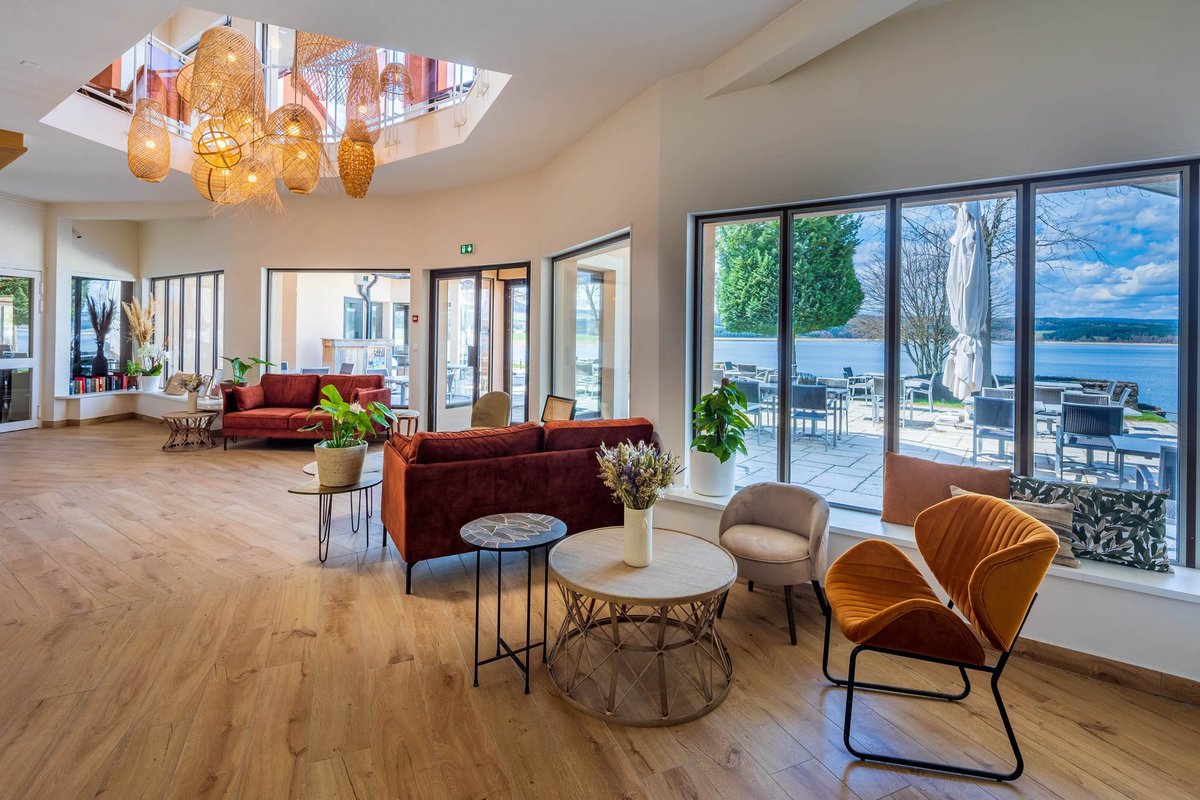 Prestige bungalow 6 personen aan het meer van Naussac