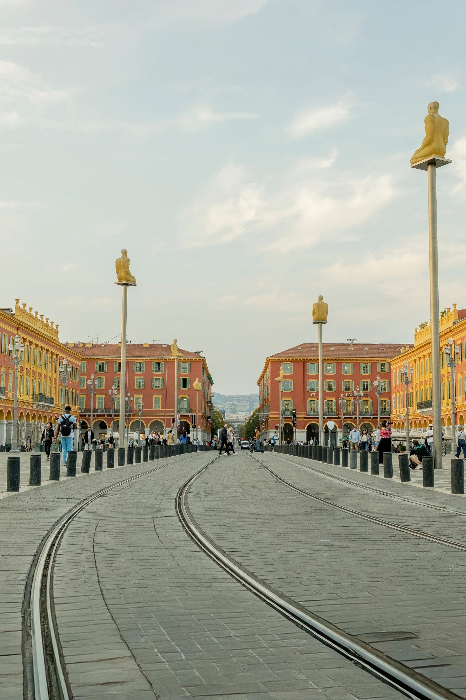 028f11bf-effe-4f9d-81d1-d4affd31c83d