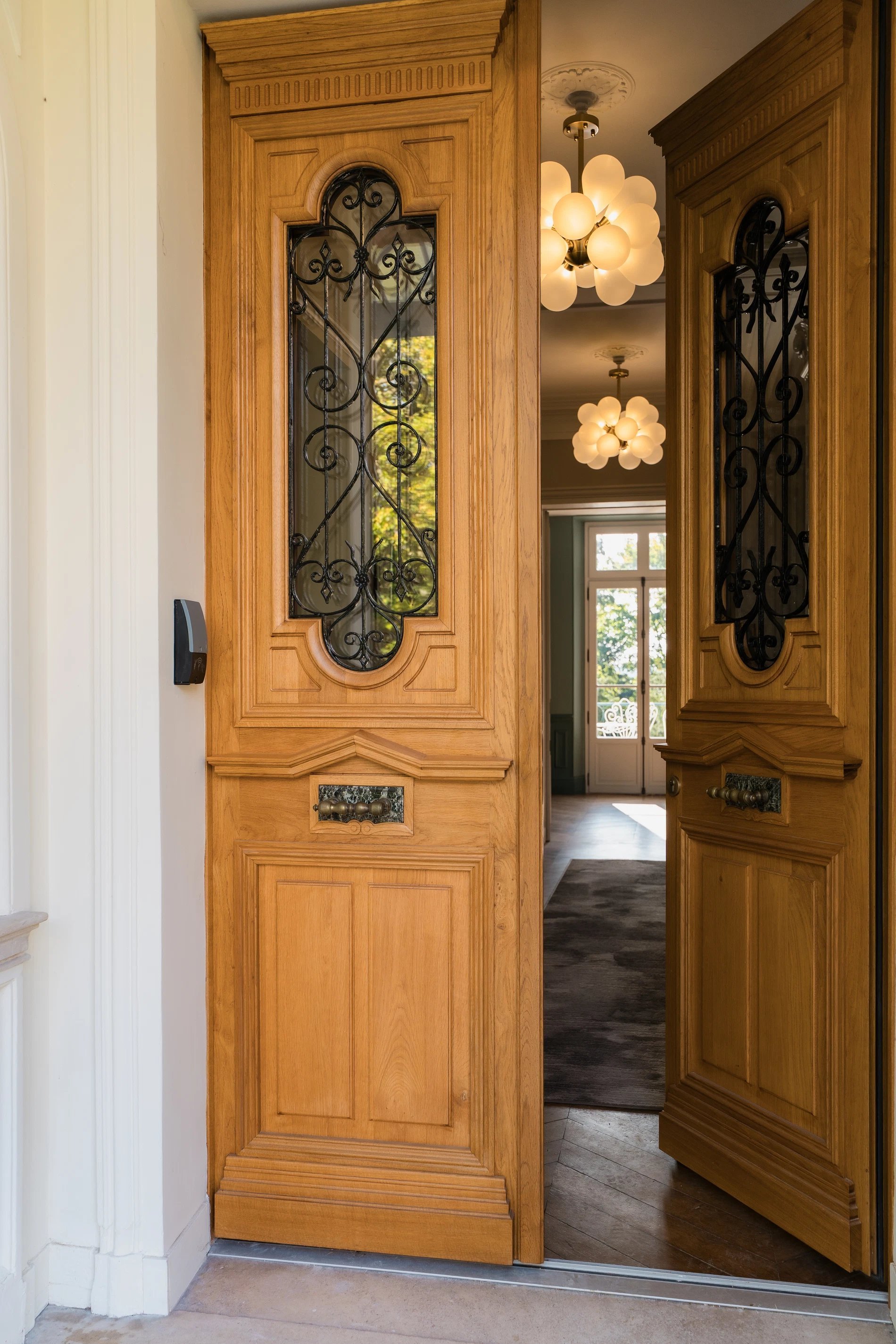 029c45f3-a3c5-4cac-a8a5-f438410e3d7a