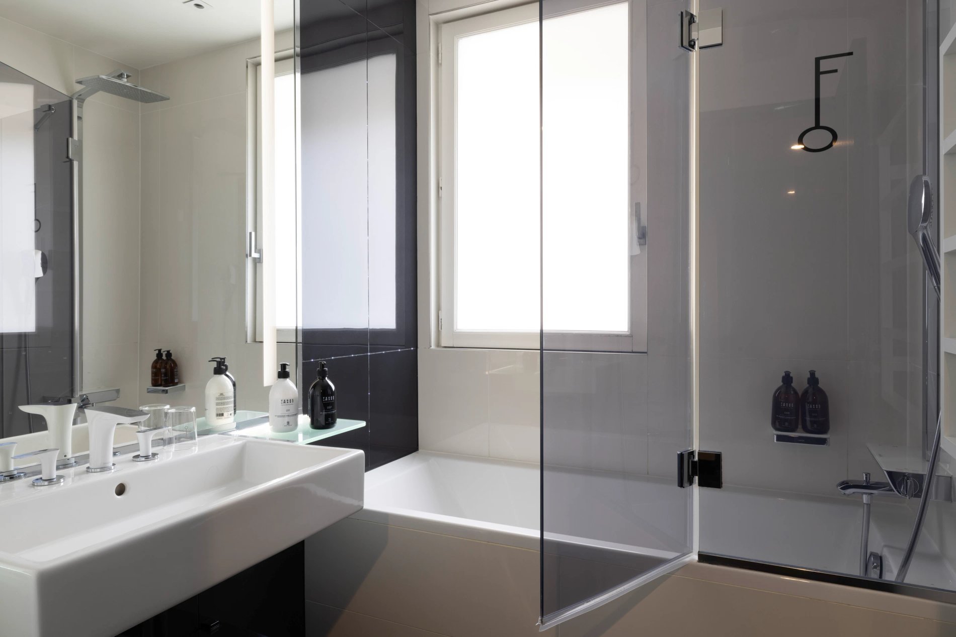 Hôtel Félicien Chambre Deluxe Flannel Salle de bain