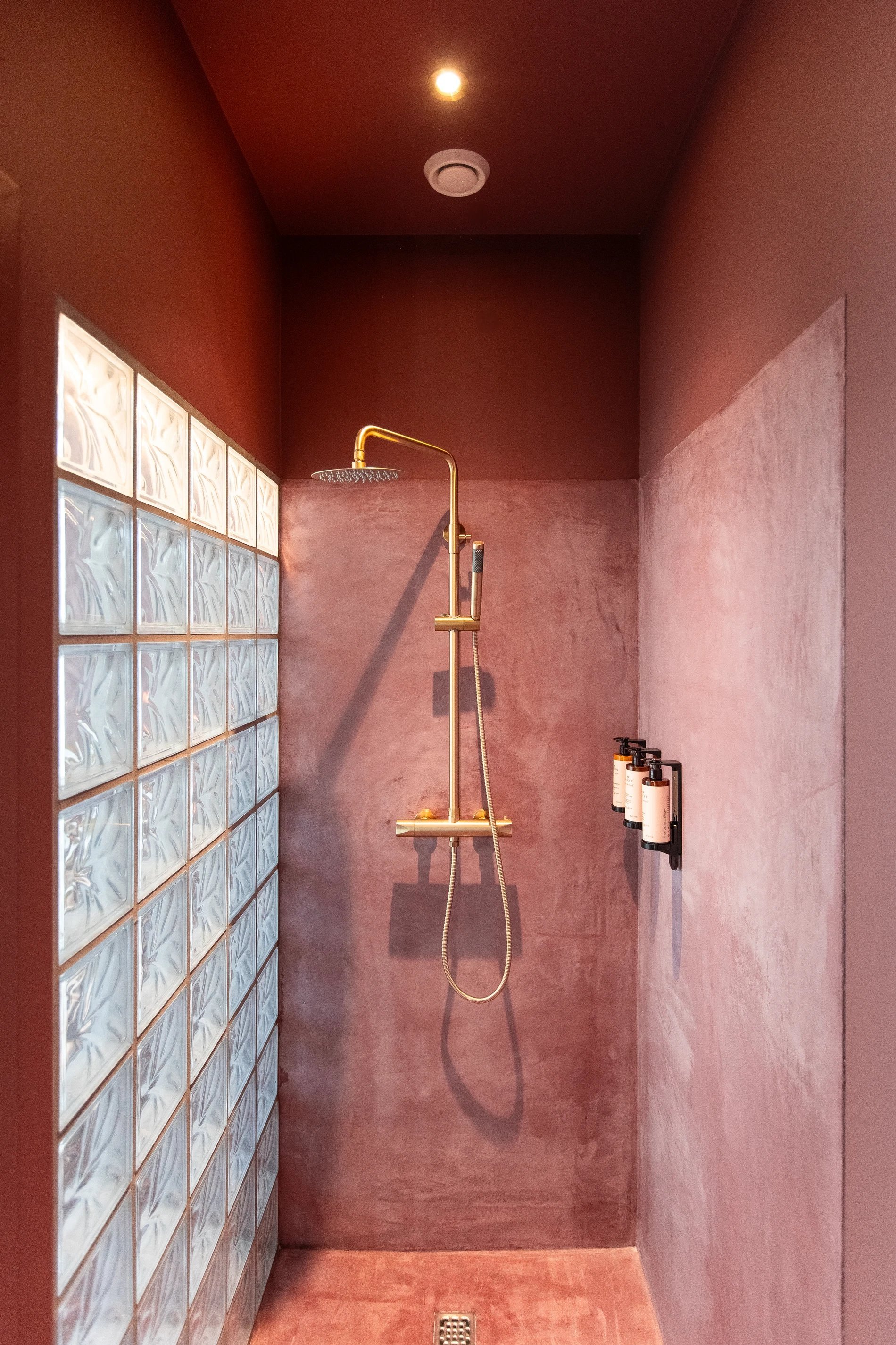 02fa050e-0f59-4610-83d1-360a01828213