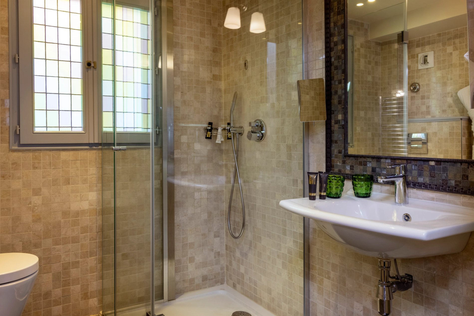 Hotel Da Vinci Room Bathroom