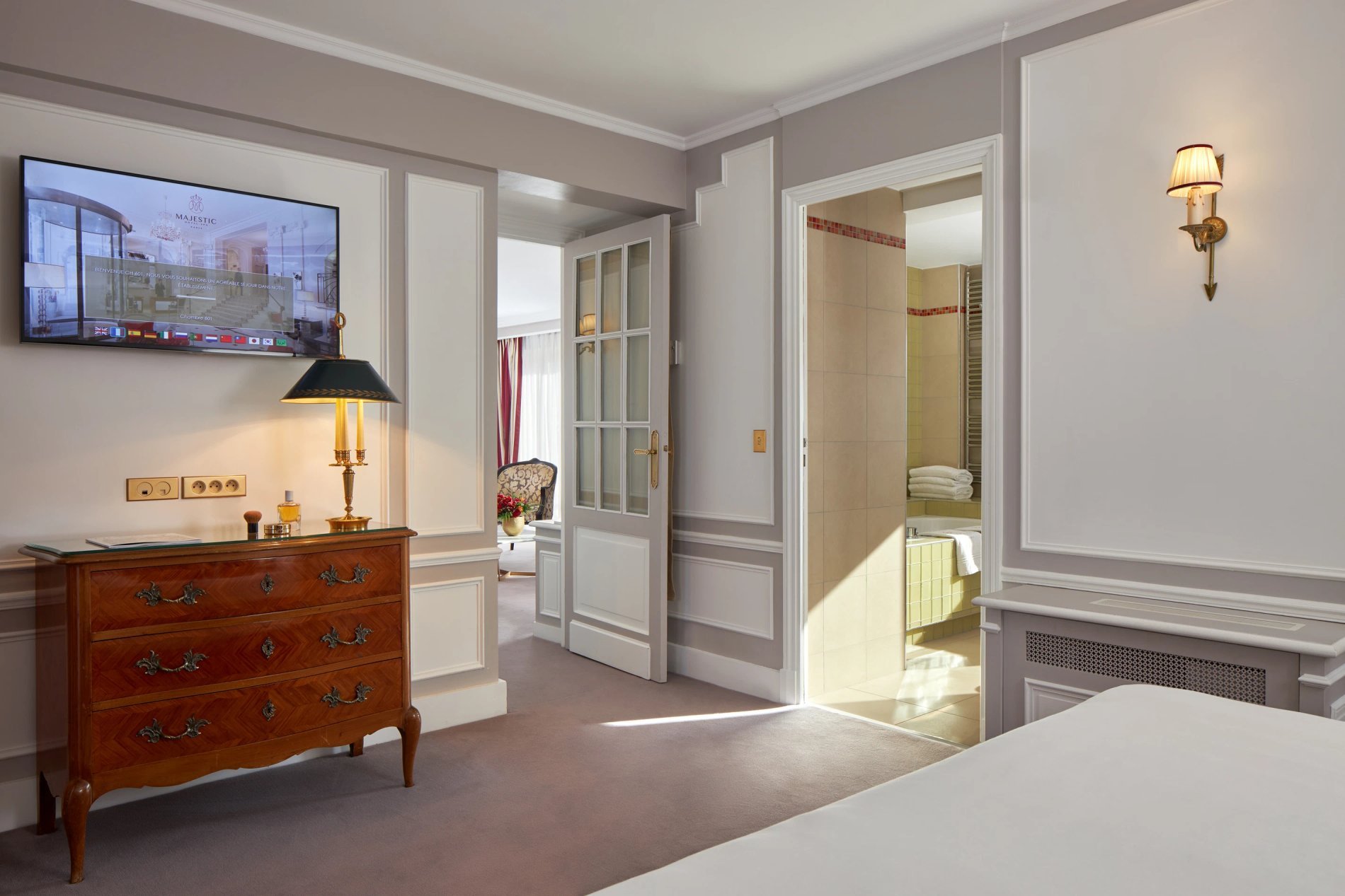 Majestic Hotel  - SPA Champs-Elysées Eiffel Tower Terrace Suite