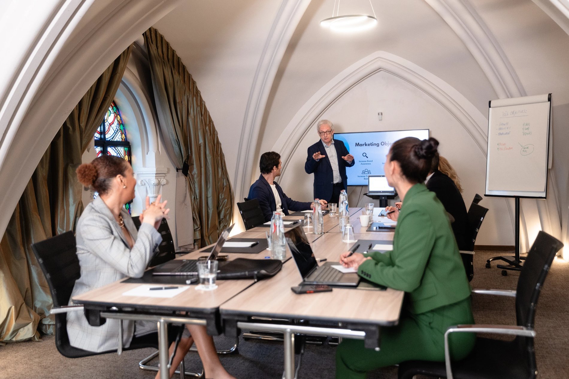 Tagungsraum in U-Form im Martin's Patershof, ideal für Ihre Seminare in Mecheln.