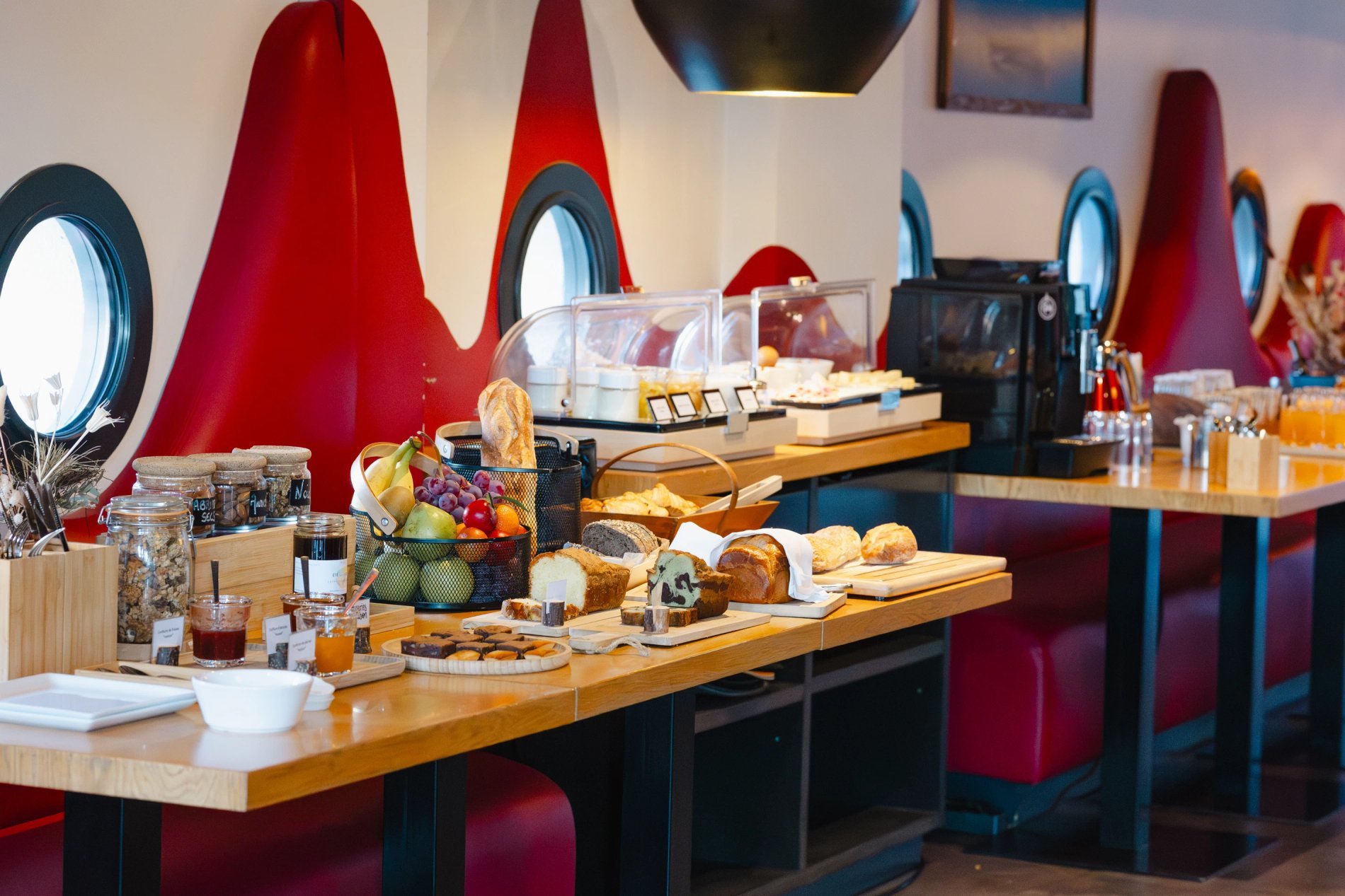 03c343f6-2295-444f-854b-6ec4b9729132