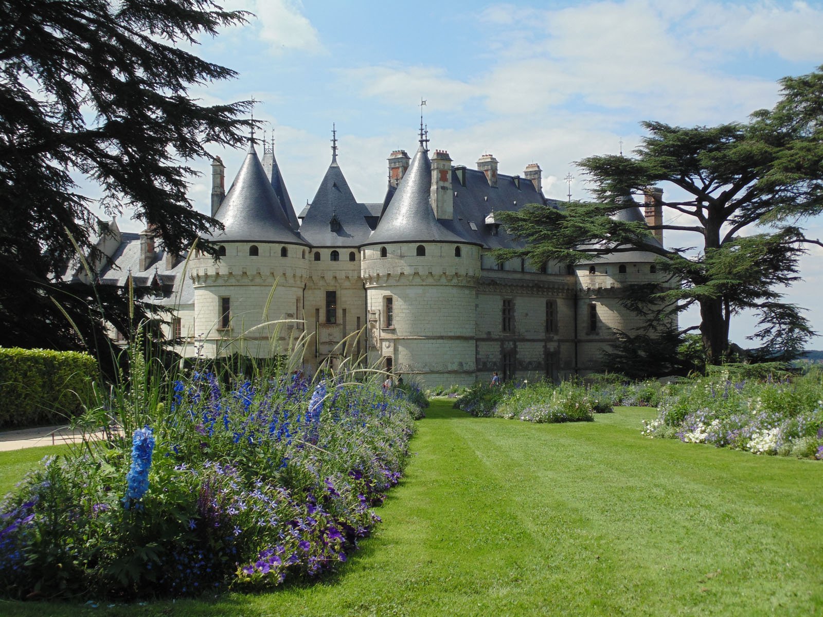 Relais des Trois Châteaux | Loire Valley cycling accommodation