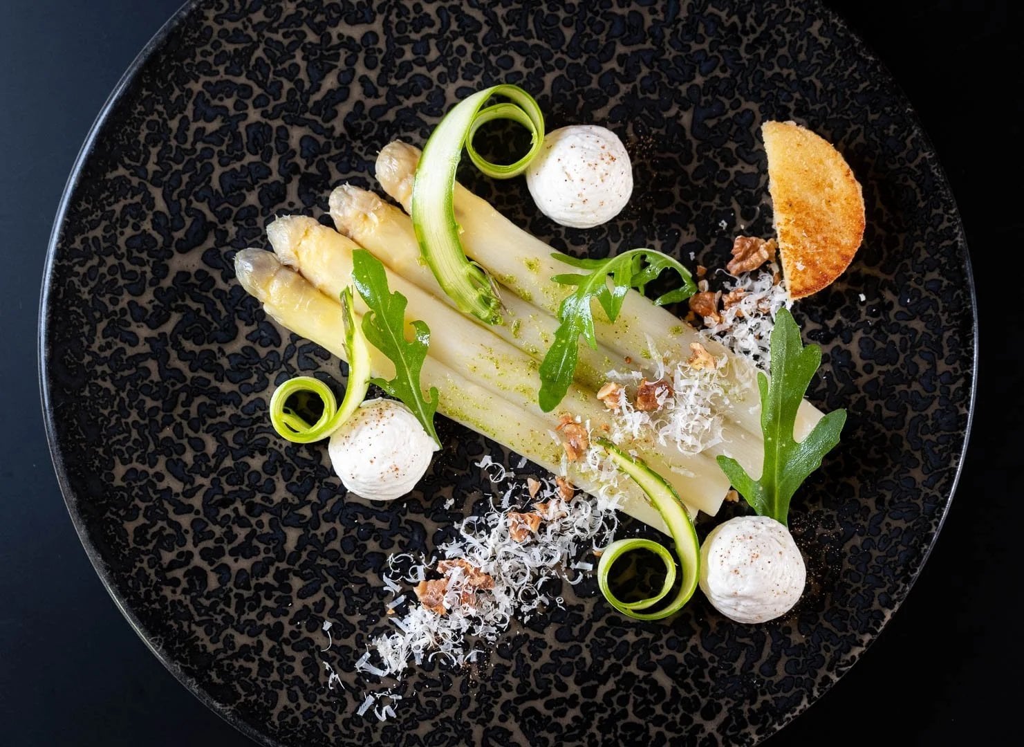 04d6e317-1590-4e76-a9b5-c07ef48b0634