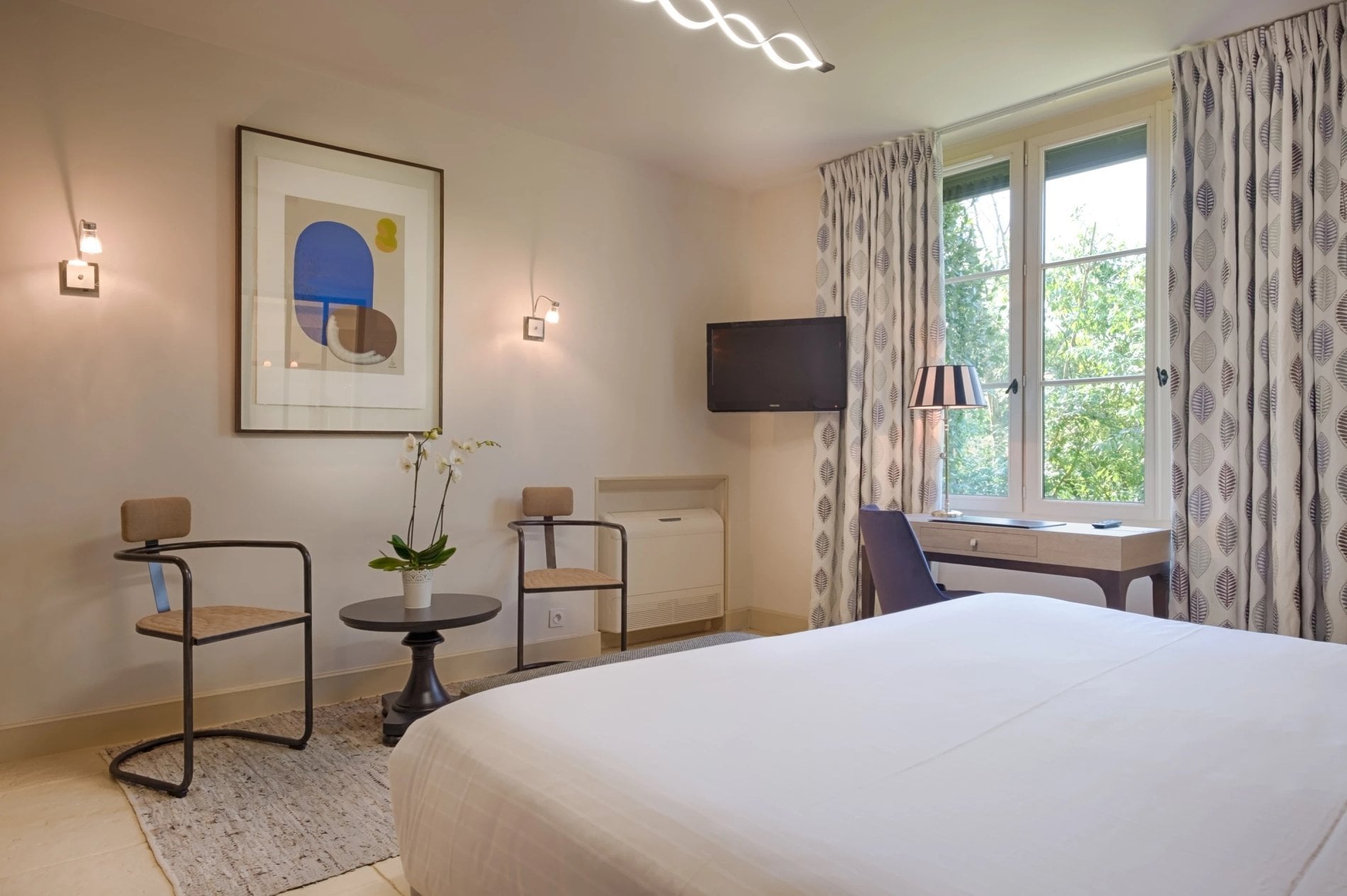 04e5b0b2-1d74-43ad-821a-b41cad4cff07