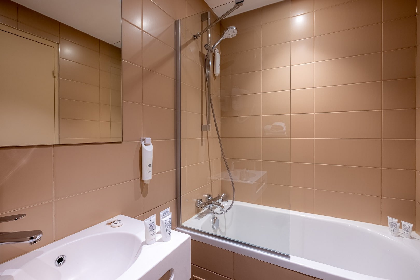 05130fd1-5a8d-4800-96b2-746afa0ab711