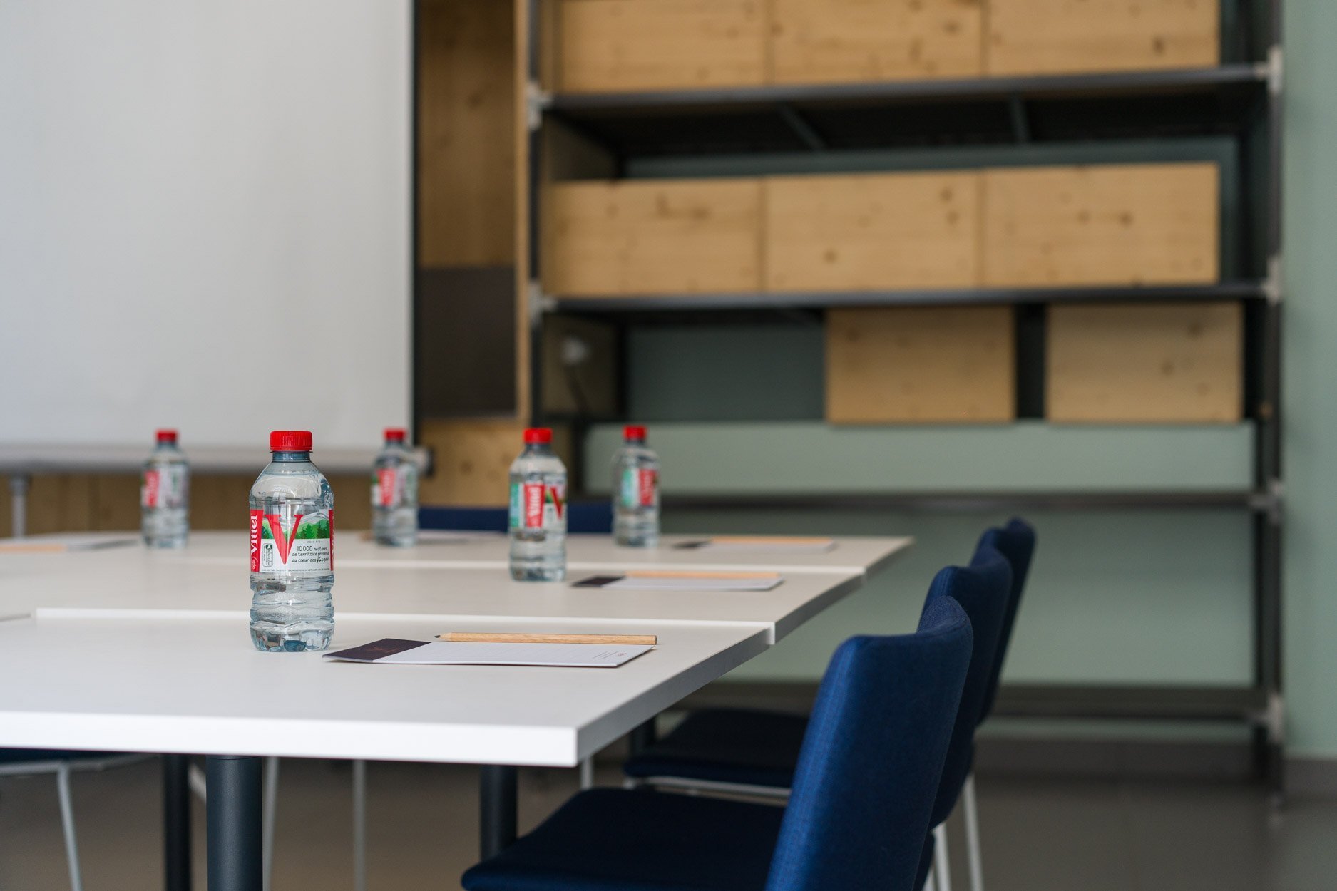 Your events or seminars: meeting room in the former safe room, Little Nô room in the Lobby, Rooftop restaurant for cocktails, business lunches or dinners.