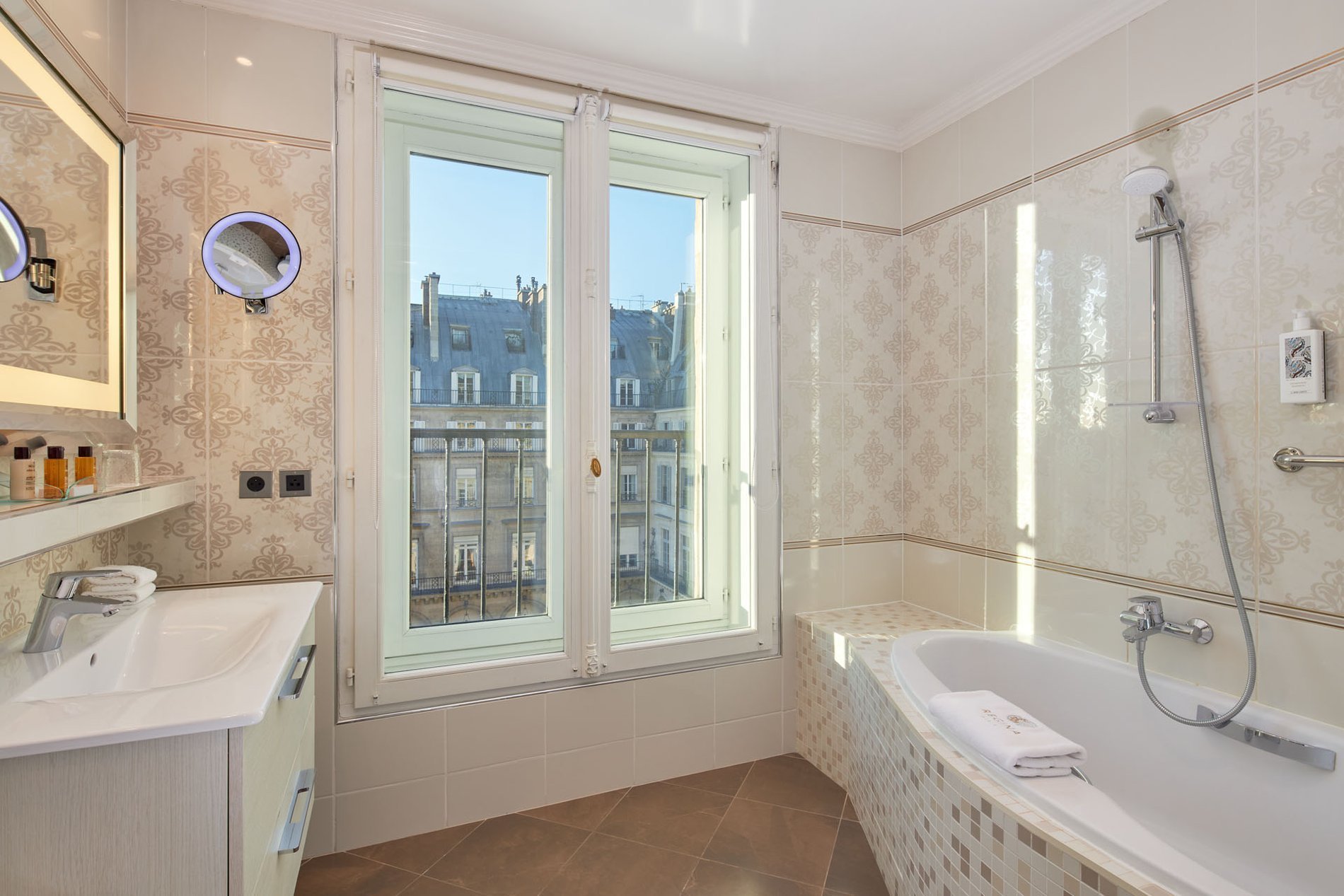 Hotel Regina Louvre Junior Suite Tour Eiffel