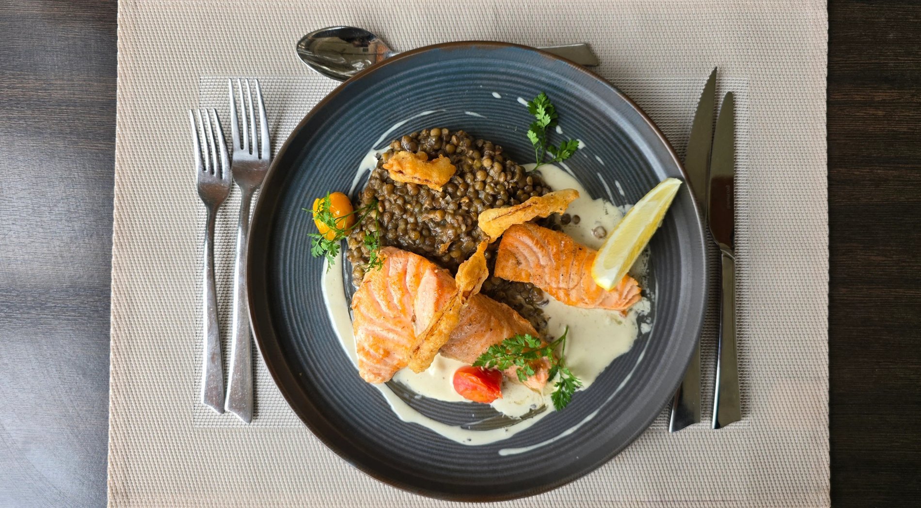 06e76e6a-06a4-4af4-a3a2-bf8270f2faf8