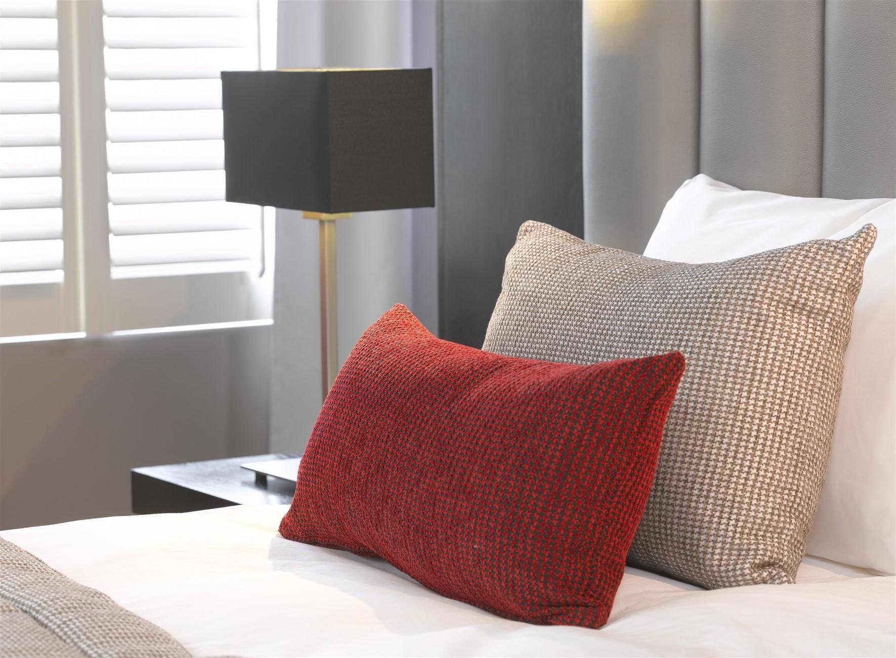 Chambre Cosy, chambre confort, hôtel historique, chambre avec salon, chambre avec bureau, chambre contemporaine