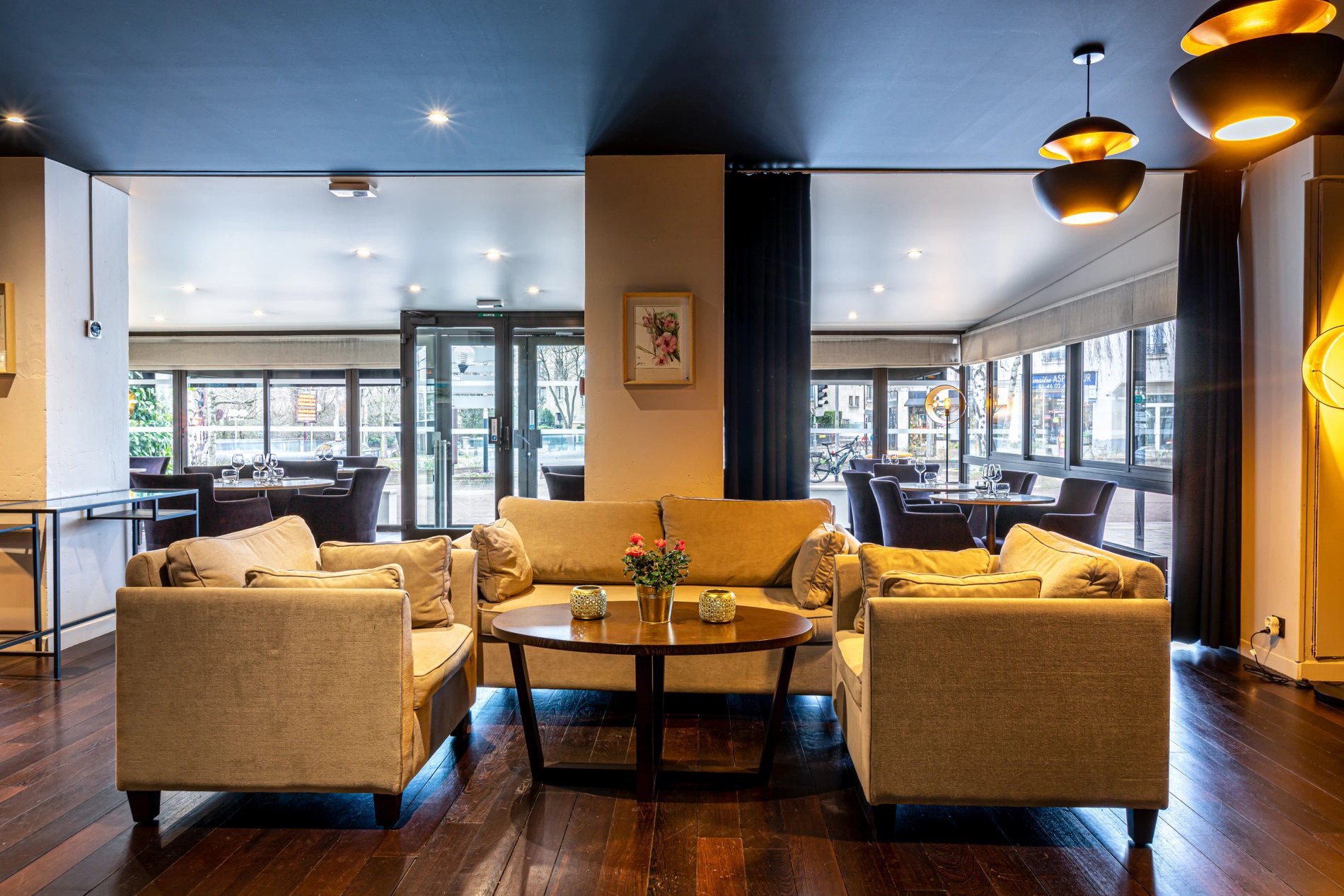 084c8722-4a01-4b17-beb1-ac952fda1e0d