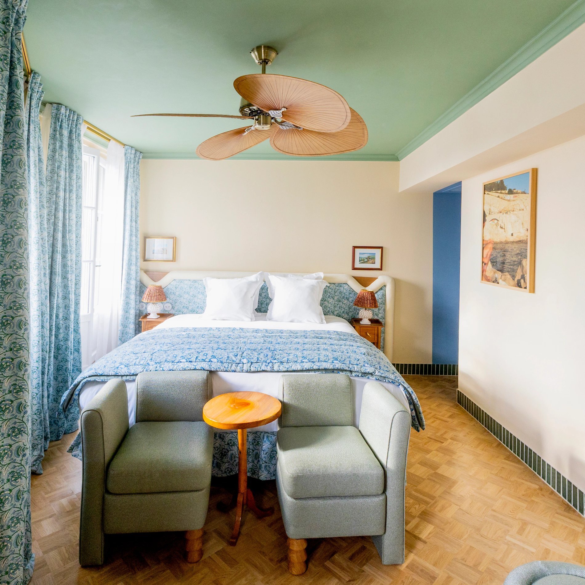 0859137f-56de-4064-9d13-3155a0d3c95c