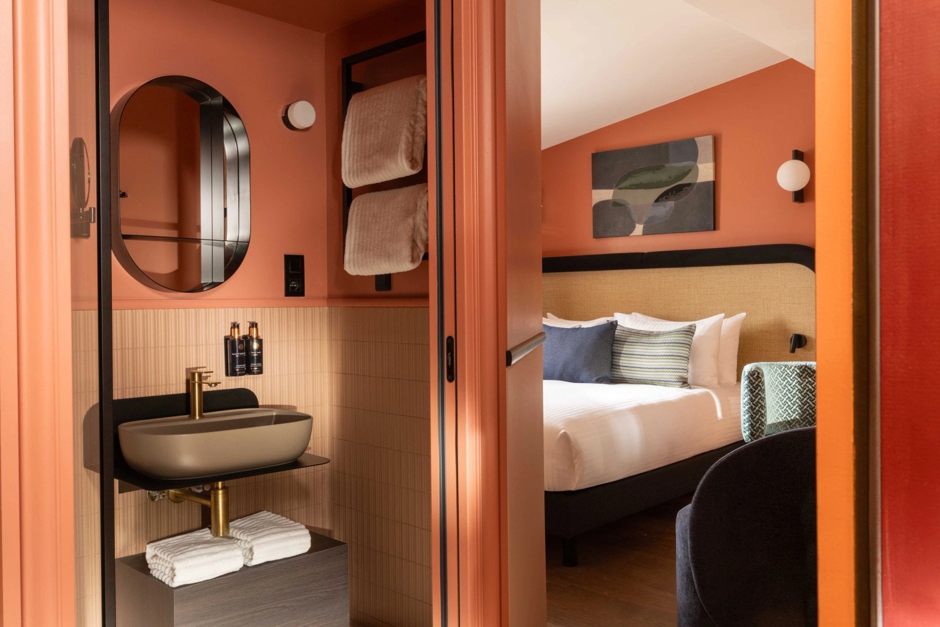 09c78fda-15c0-4d47-8cc7-c18b13092e86