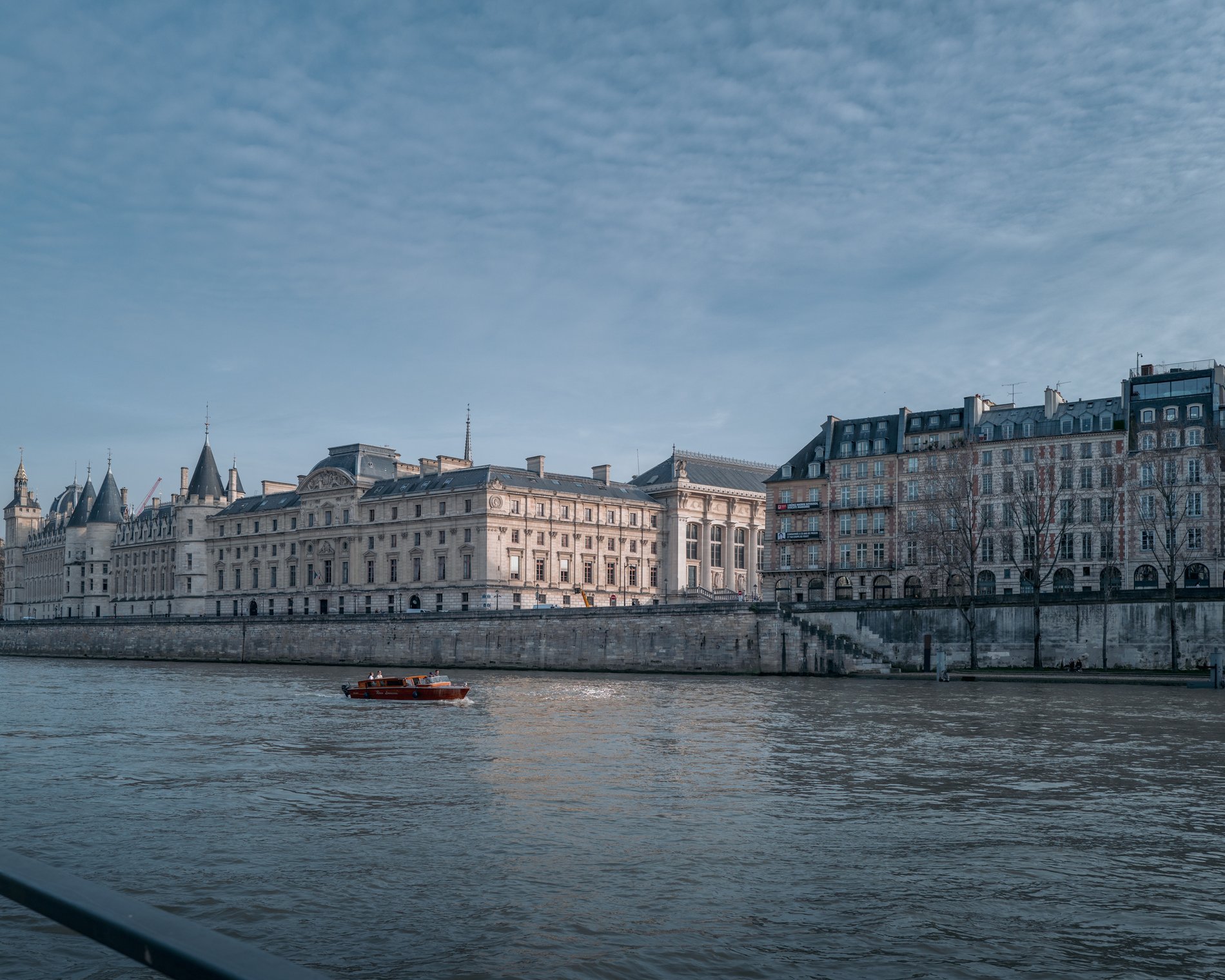 0a3348cb-fb38-437d-ac14-a28678728653