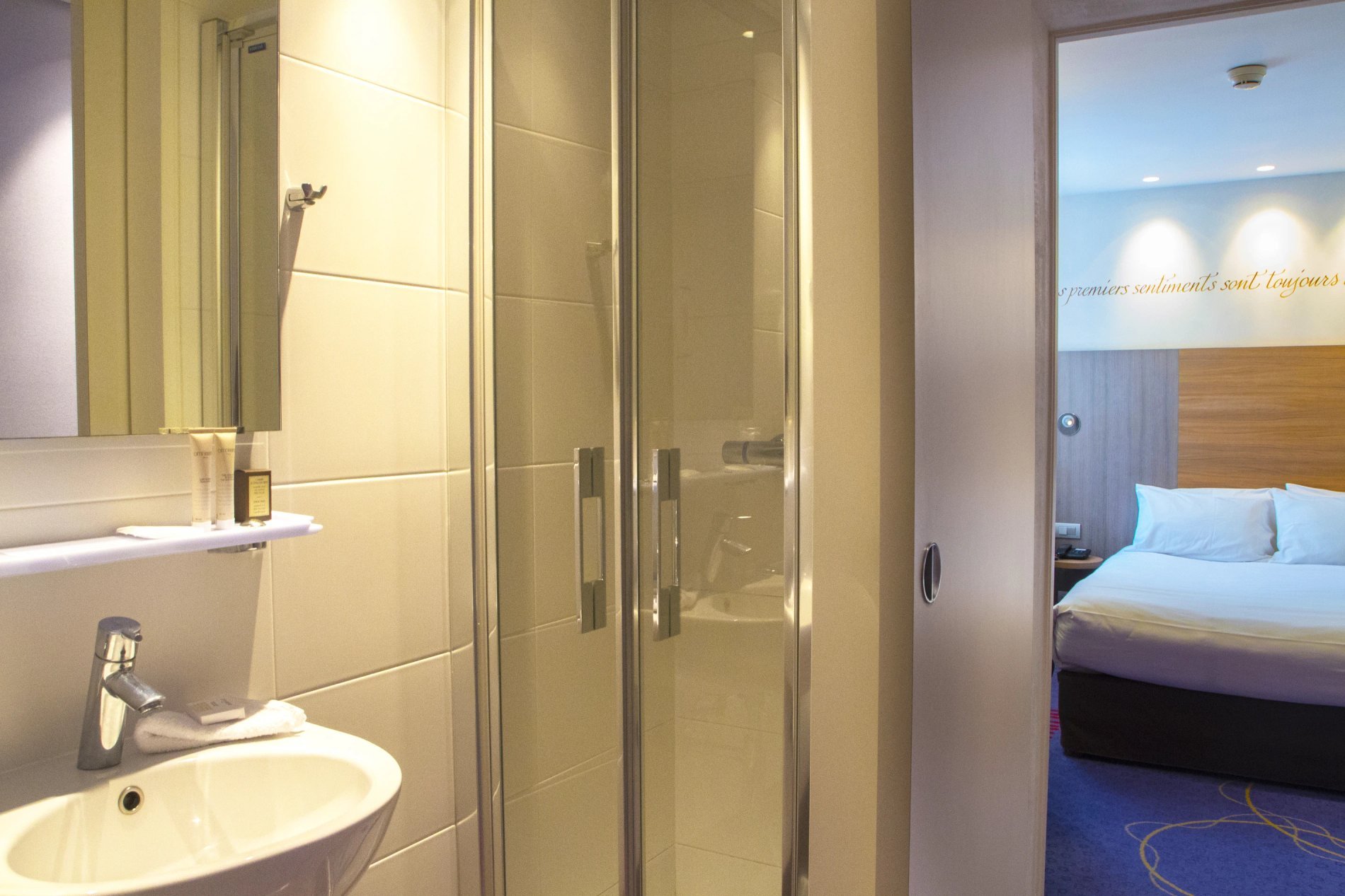 0a4701f1-2990-46d4-9148-40e4ccc82c4a