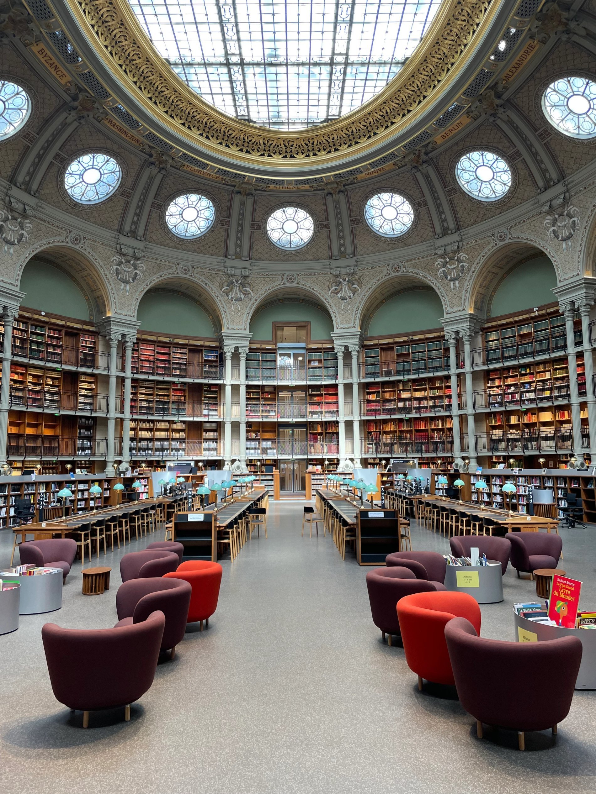 Oval Room at the Bibliothèque nationale de France, BnF Richelieu, Paris 2nd arrondissement