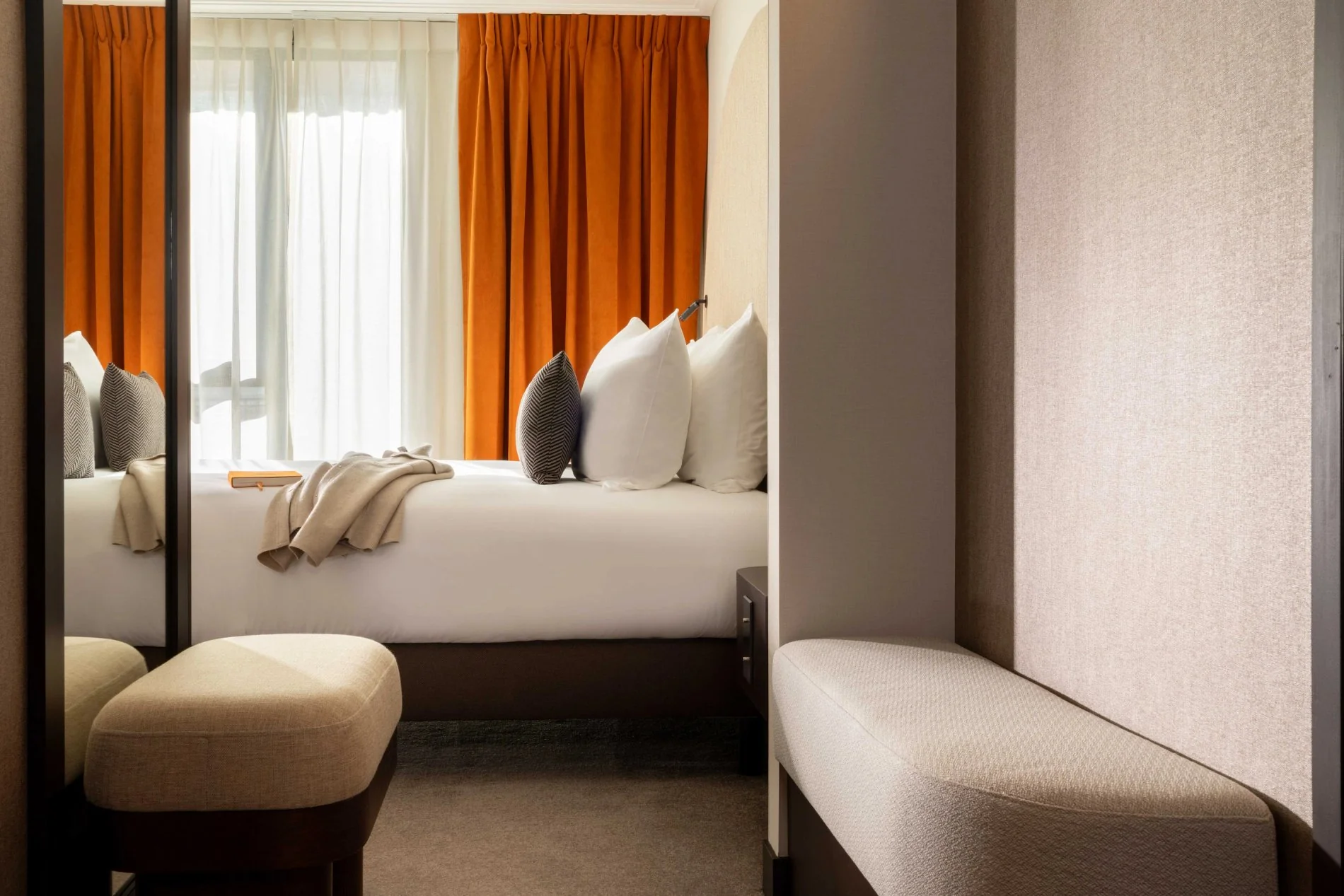 0bff07ec-a8b1-4450-8bff-ab1d71c0d17f