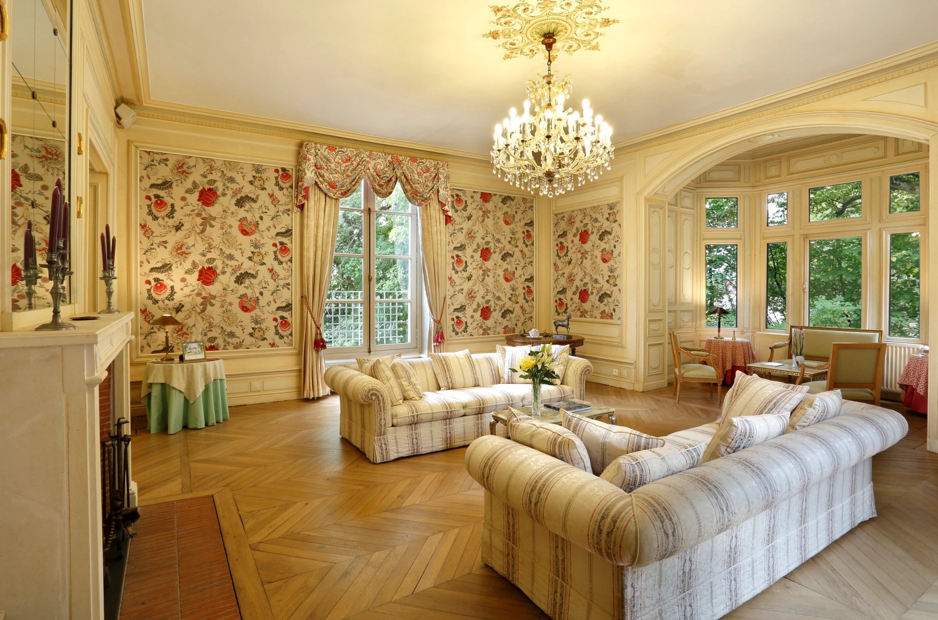 0e6140be-96bf-4294-bb44-a33c2d3486b5