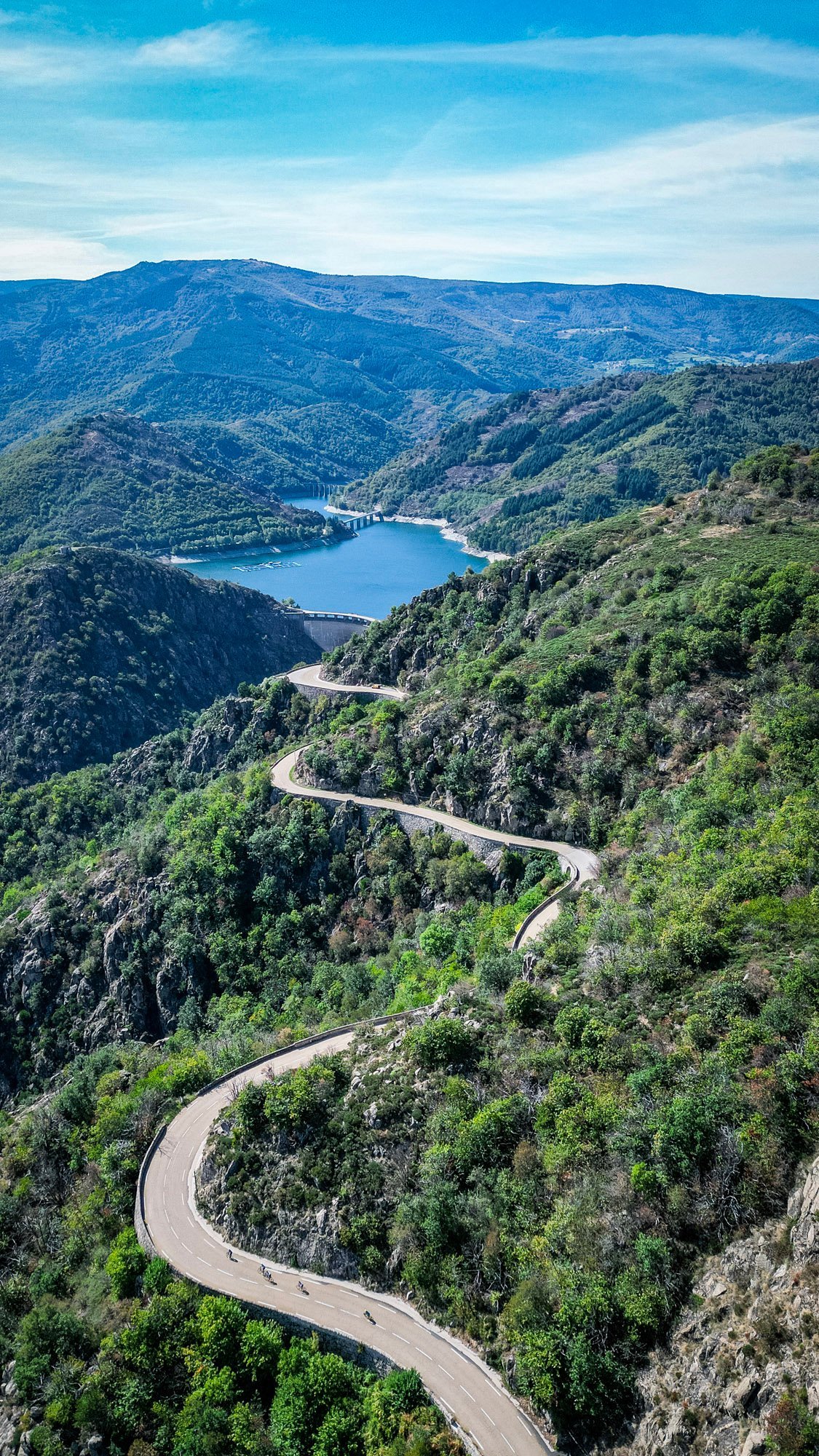 0ec72ad4-f0e3-4f2f-ba87-f09d133a9afe