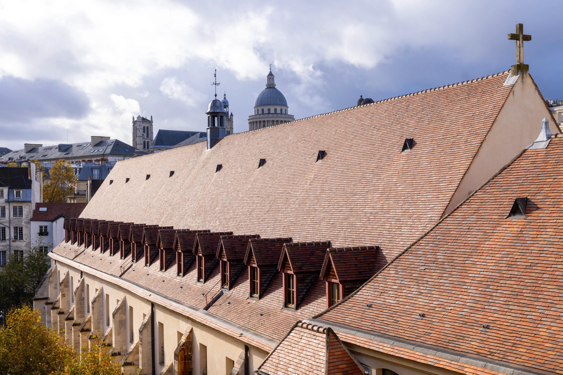 Hotel Pilgrim Surrounding Collège des Bernardins