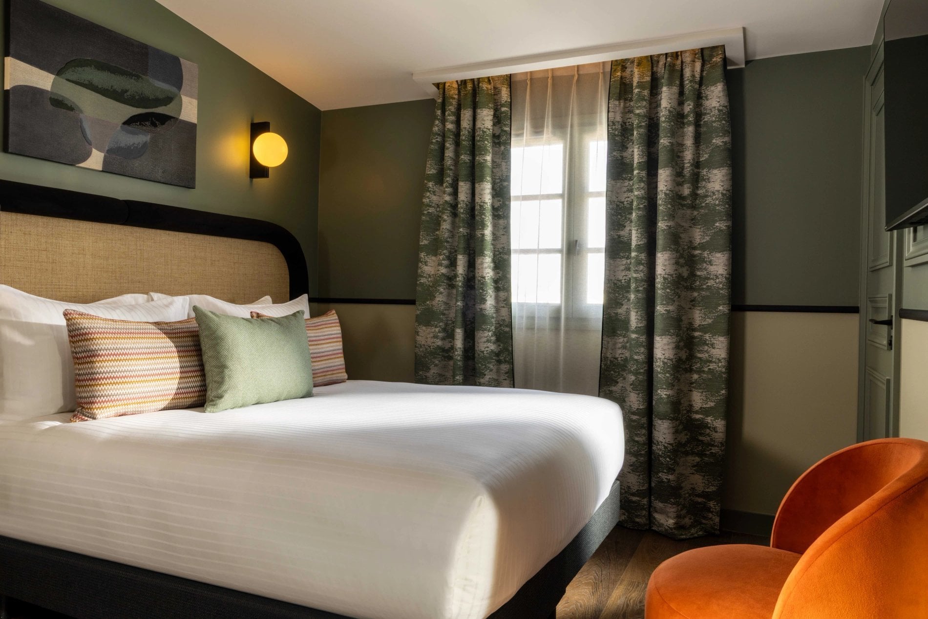 0f07f45f-6190-44d2-bbf6-16f373cae1bd