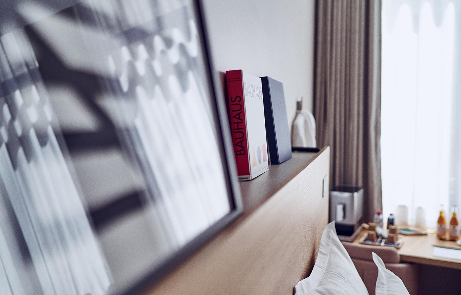 Nô Room, the hotel's signature 25 m² room with open-plan bathroom equipped with bathtub; separate toilet.