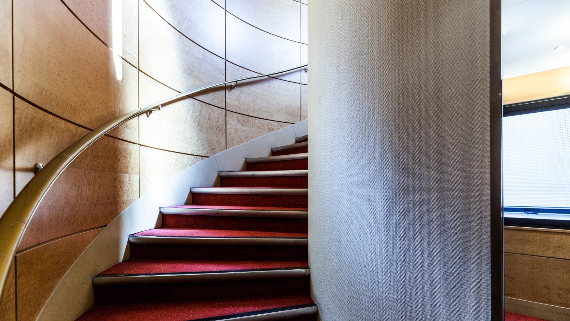 0f727d8a-abab-4223-a78a-20cdfa331e15