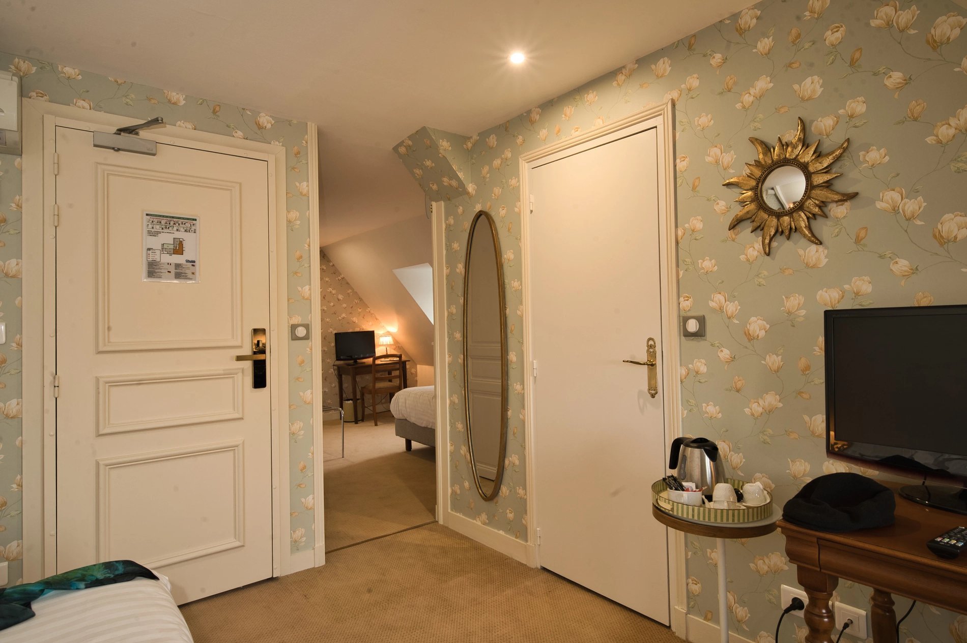 10773bef-09e7-4eca-b059-2a143bc8bb54