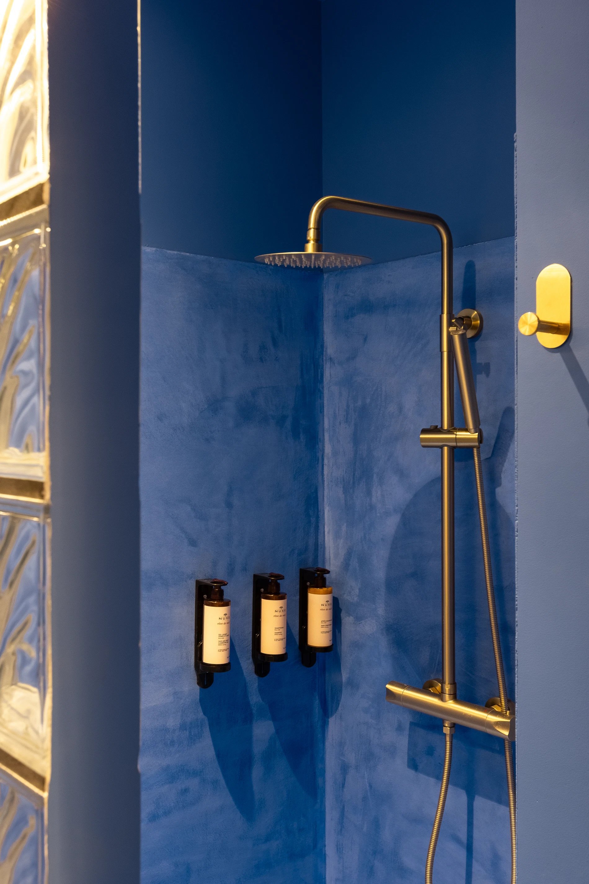 110db4d6-43f2-4383-af20-1fb767cd5a19