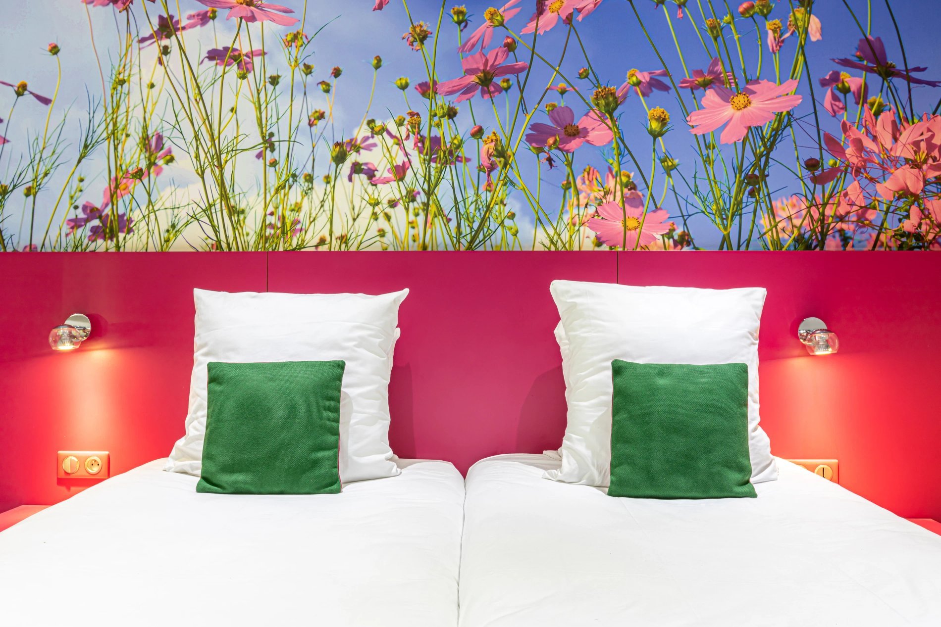 rooms hotel jardins de montmartre bed red flowers