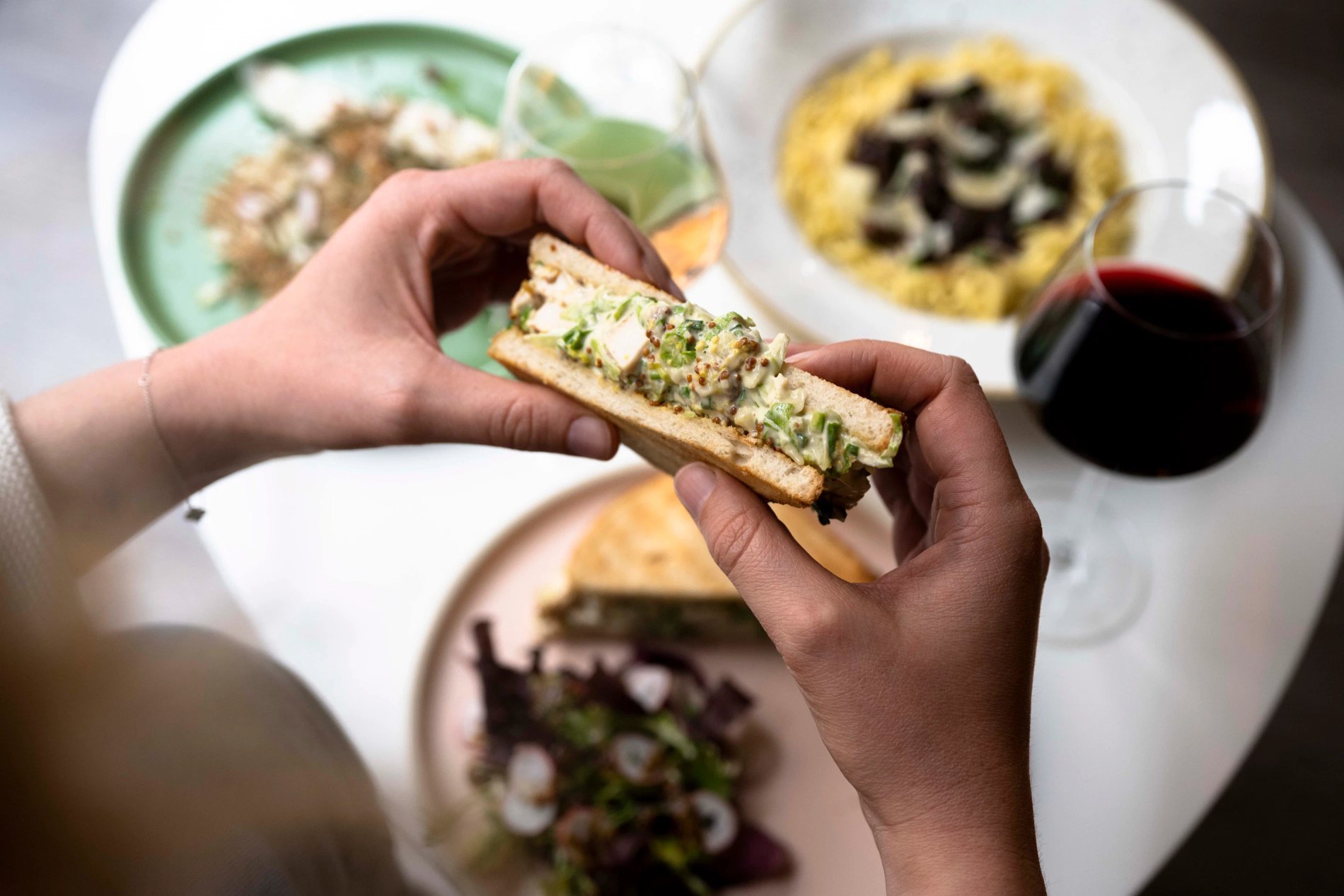 117f93df-0be1-437e-8a3f-264569a0a8b9