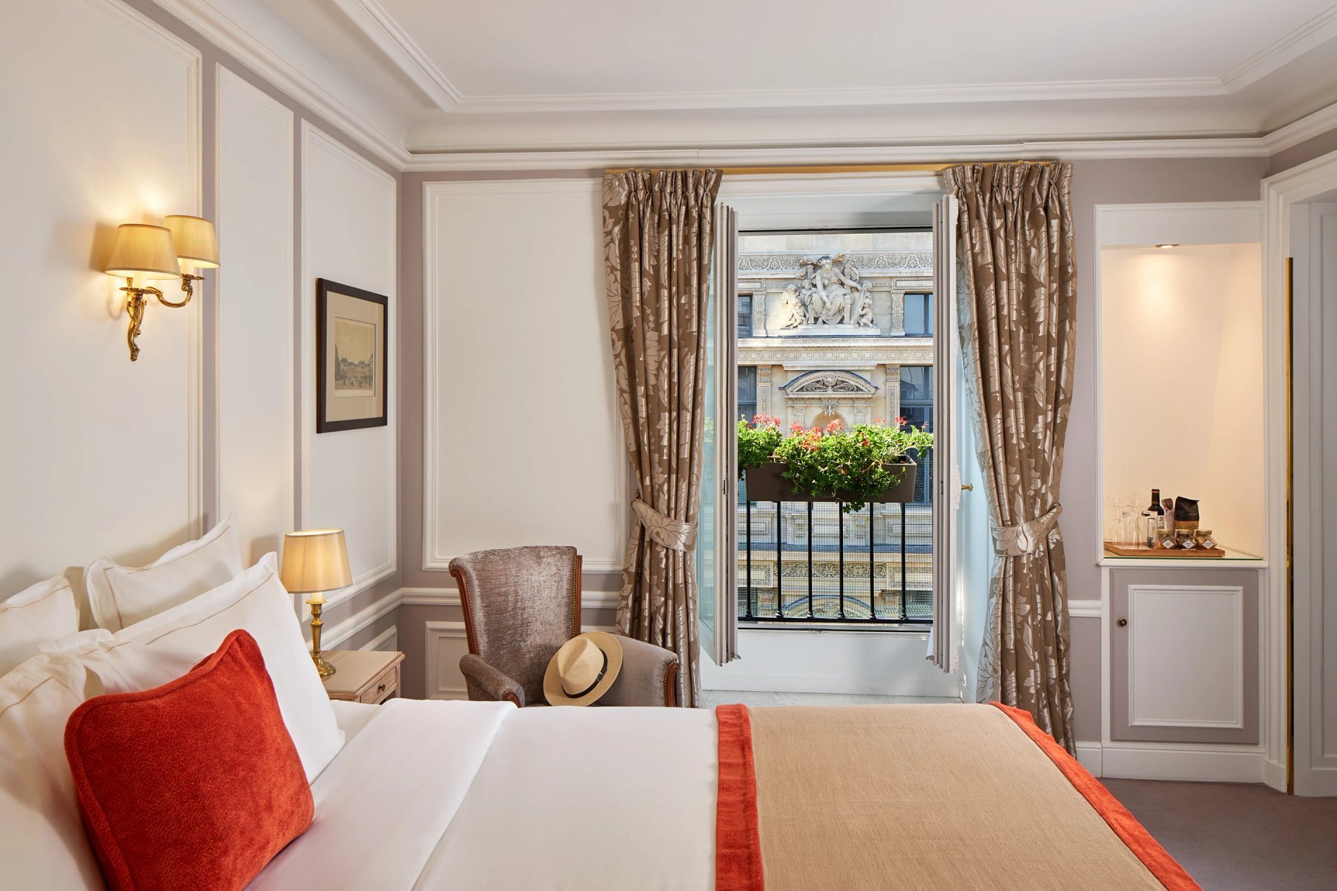 Hotel Regina Louvre Prestige Room
