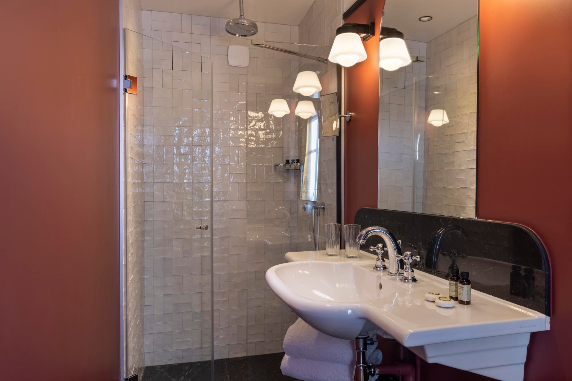 Grand Hotel Chicago Superior Room Bathroom Shower