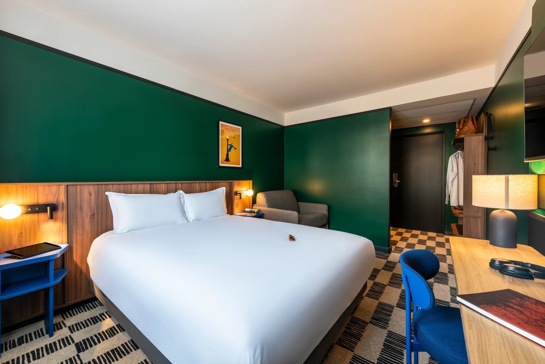 1339ec11-8ad6-4e76-b4e0-496a1878abbe