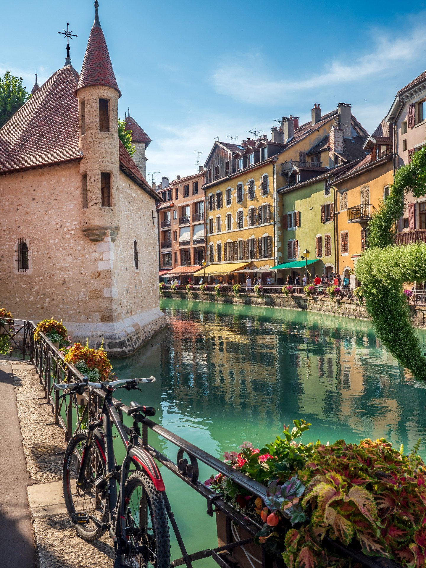 Les Trésoms Lake & Spa Resort Hotel | Annecy luxury hotel with bike rides