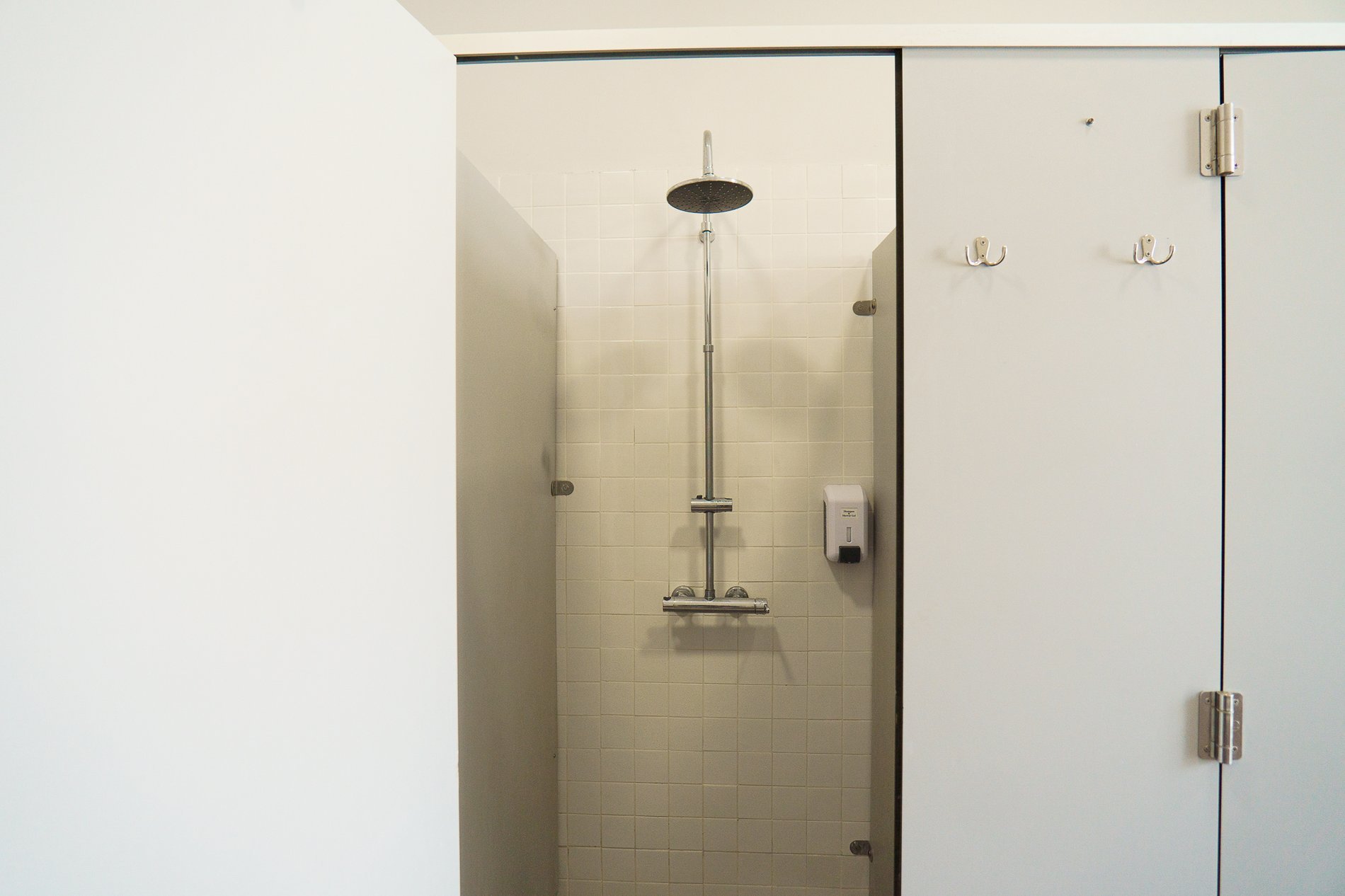 13d53ff1-ffc1-4ea0-9e86-8fa1131cbf16