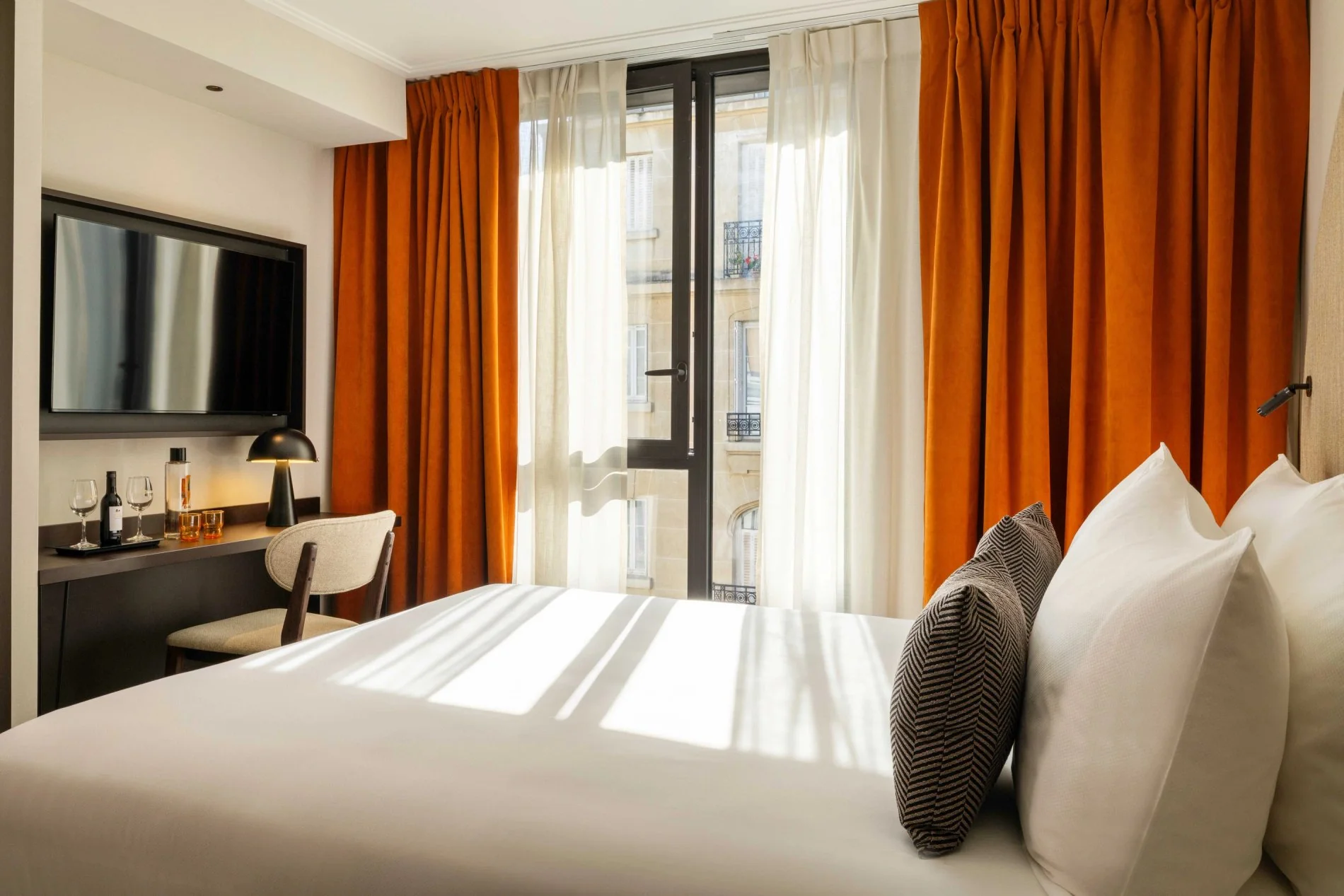 143910ee-4375-4395-899d-2a06695d466b