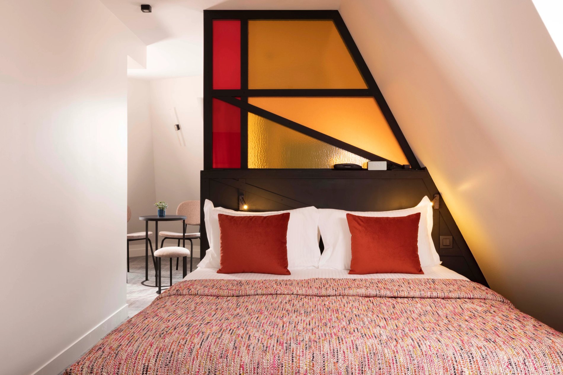 Hôtel Le 12 | Junior suite | Bed