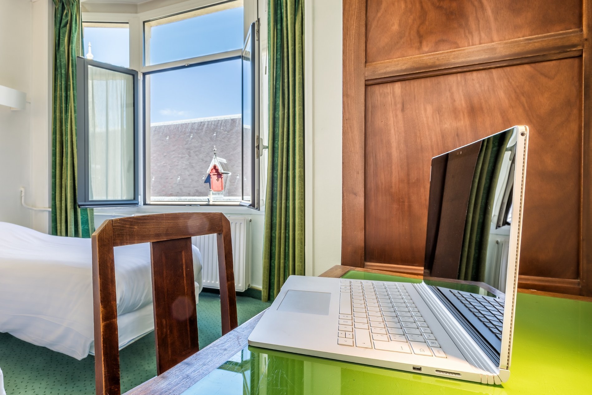 15046f5e-6974-4ca1-909f-07a6f85ee247